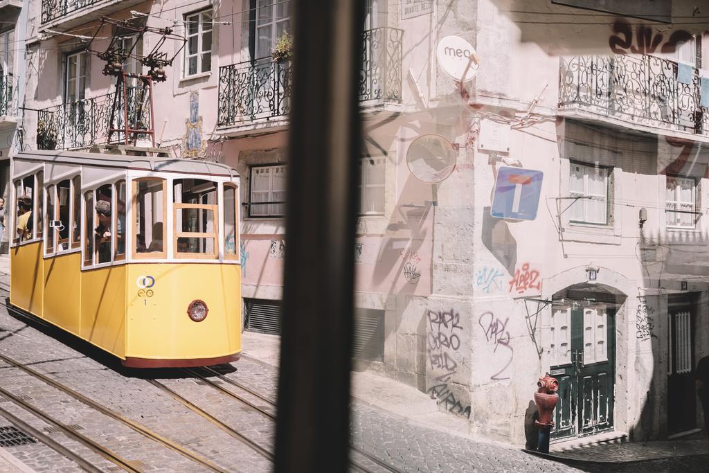 مبيت وإفطار Lisboa Santa Bica Eat Drink & Sleep المظهر الخارجي الصورة